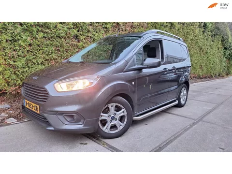 Ford Transit Courier 1.5 TDCI Limited