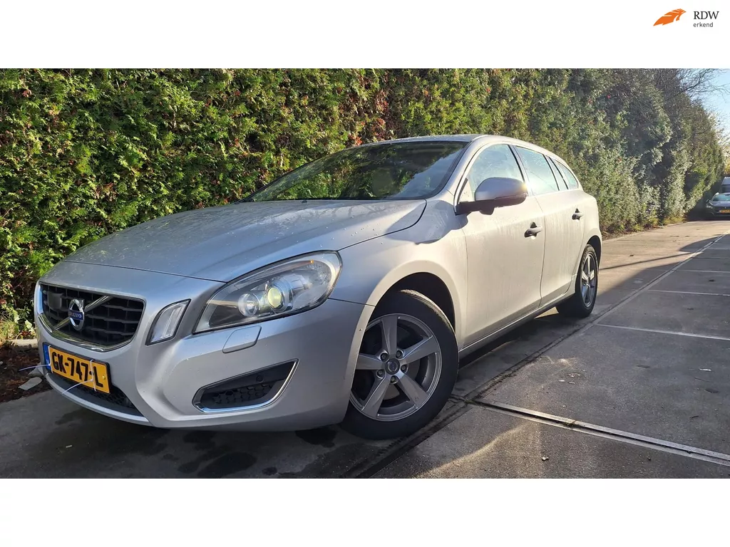 Volvo V60 2.4 D5 Summum