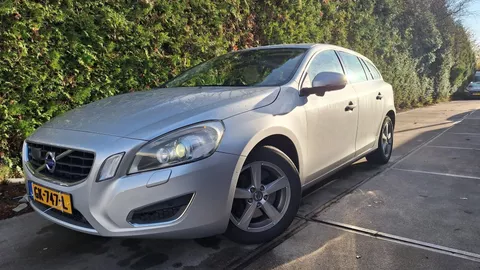 Volvo V60 2.4 D5 Summum