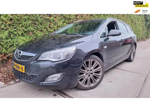 Opel Astra Sports Tourer 1.7 CDTi S/S Cosmo
