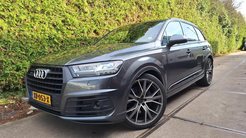 Audi Q7 3.0 TDI quattro Pro Line + 7p