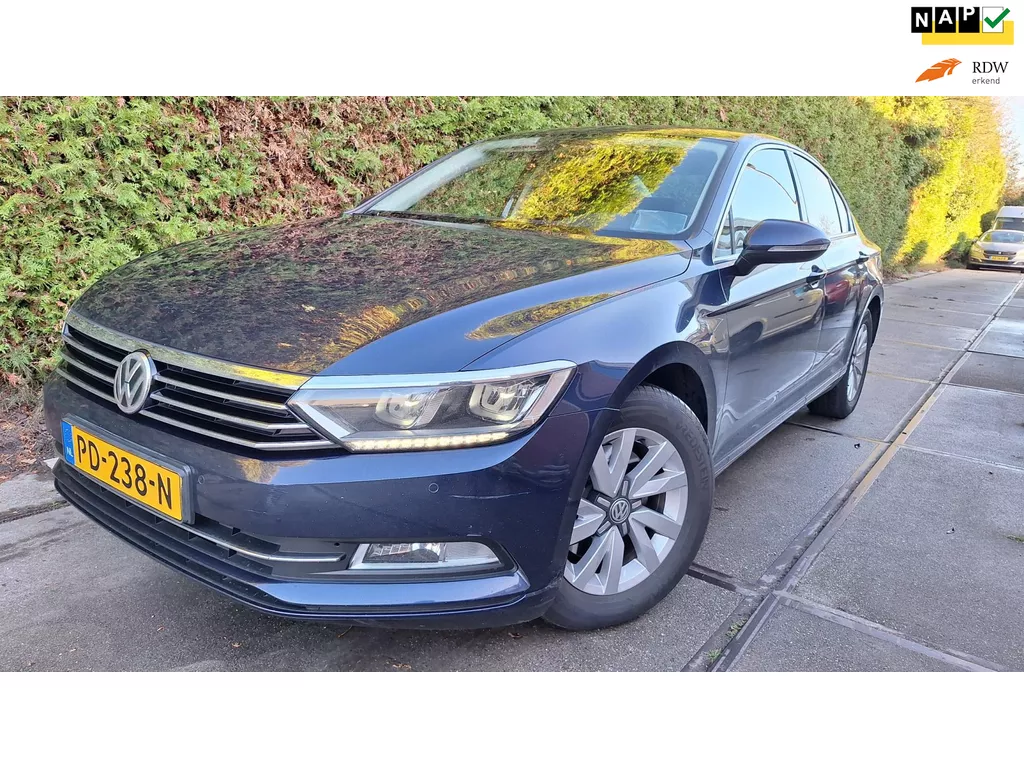 Volkswagen Passat 1.6 TDI Connected Series