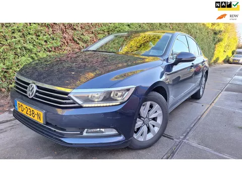 Volkswagen Passat 1.6 TDI Connected Series