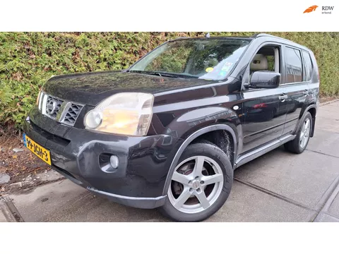 Nissan X-Trail 2.5 SE 4WD