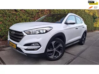 Hyundai Tucson 1.7 CRDi HP Premium (versnellingbak niet goed!!!)