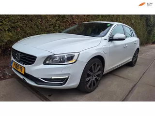 Volvo V60 2.4 D6 AWD Plug-In Hybrid Summum