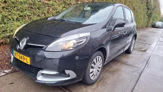 Renault Sc&eacute;nic 1.5 dCi Bose