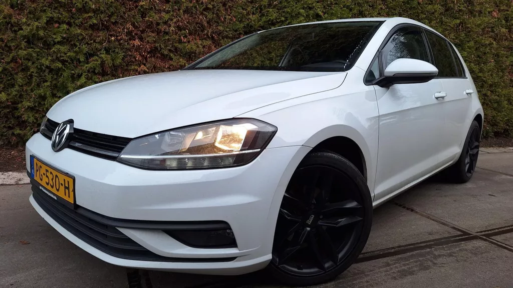 Volkswagen Golf 1.0 TSI Trendline