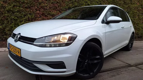 Volkswagen Golf 1.0 TSI Trendline