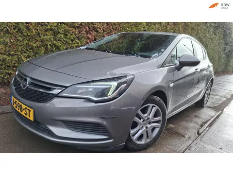 Opel Astra 1.6 CDTI Business+