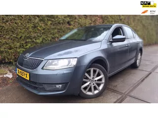 Skoda Octavia 1.6 TDI Greentech Style Business