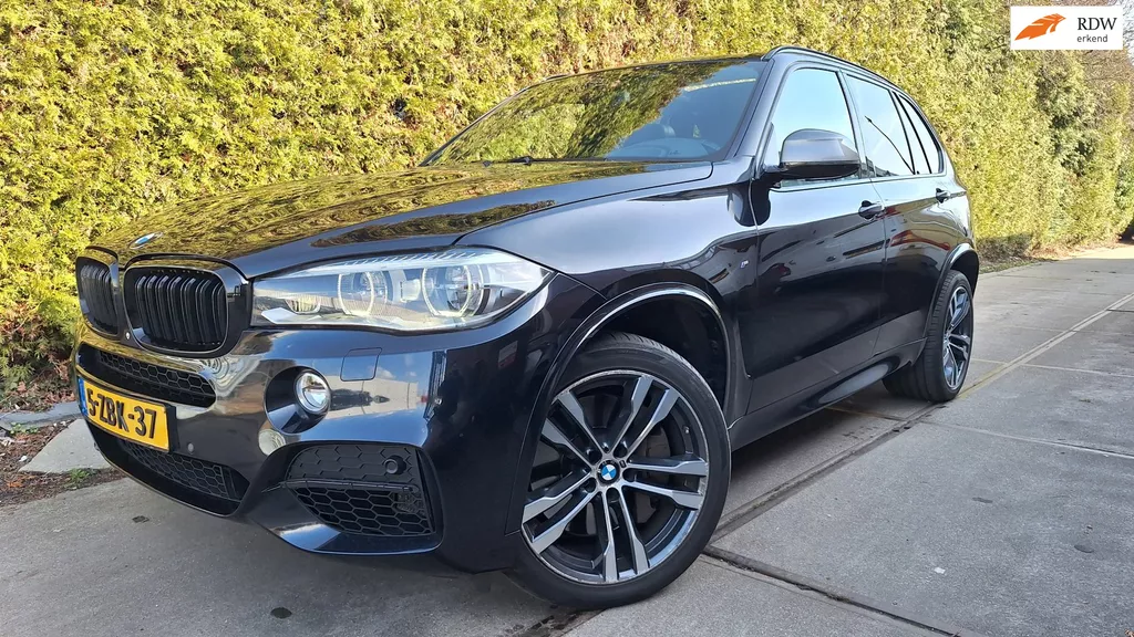 BMW X5 M50d
