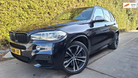 BMW X5 M50d