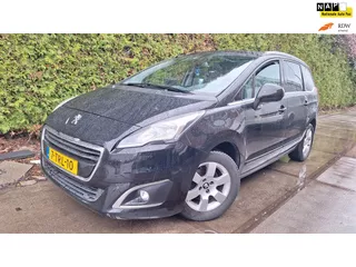 Peugeot 5008 1.6 THP Blue Lease Executive 7p.