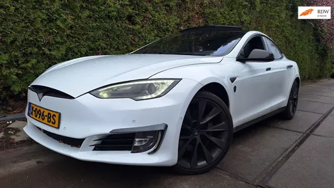 Tesla Model S 85 Performance (levenslang free supercharger)
