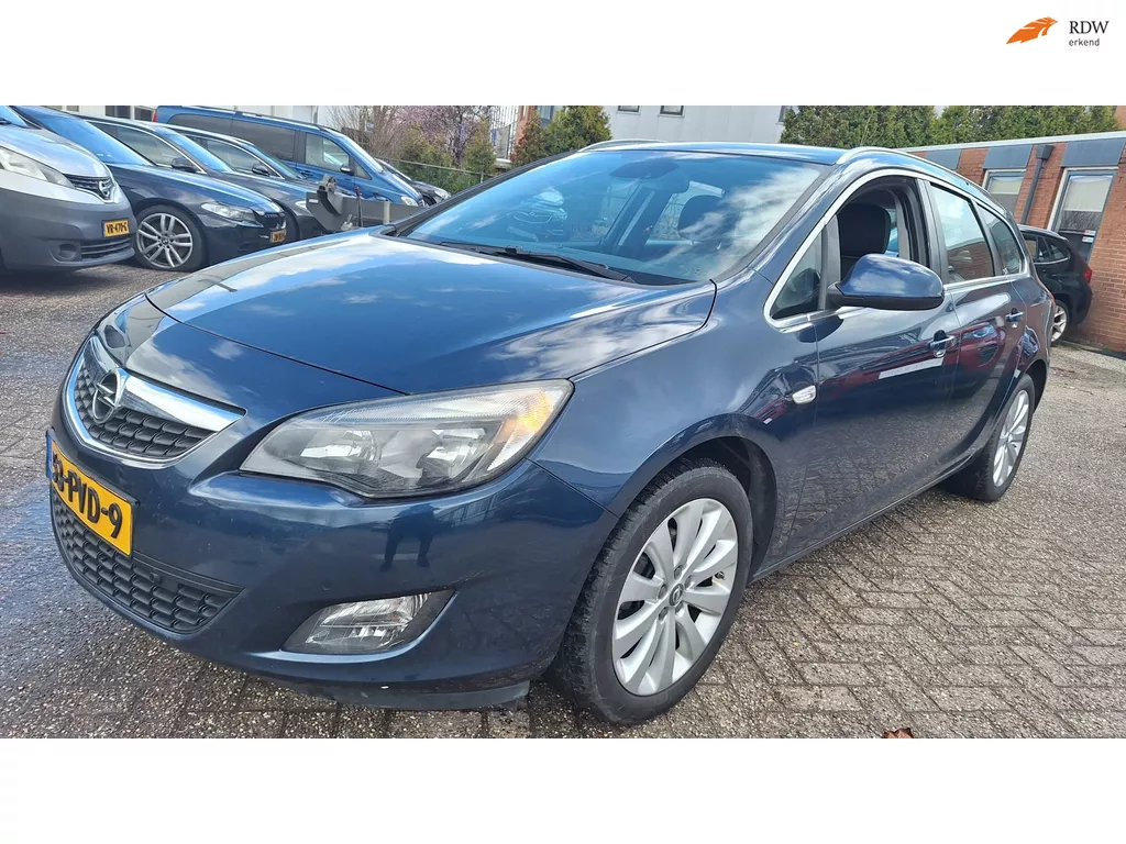 Opel Astra Sports Tourer 1.4 Turbo Cosmo (gearbox not 100 %)