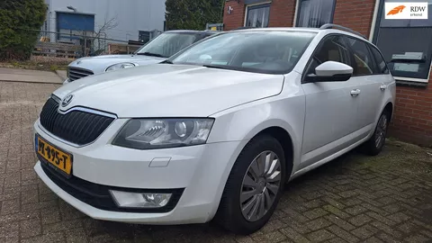Skoda Octavia Combi 1.6 TDI (motor defect!!!)