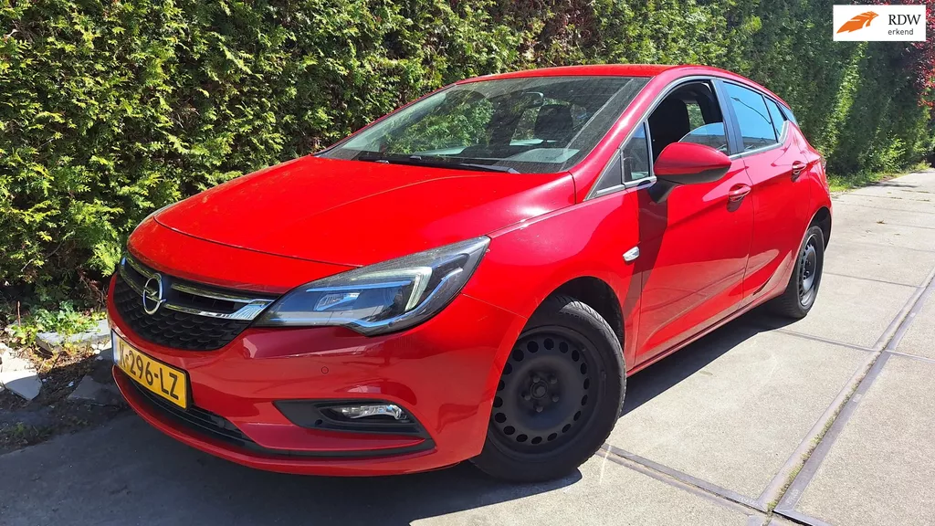 Opel Astra 1.6 CDTI Business+