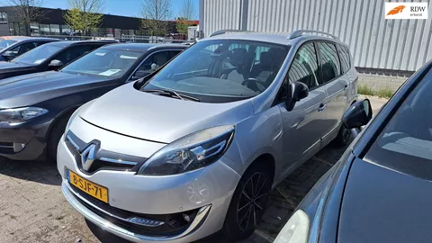 Renault Grand Sc&eacute;nic 1.2 TCe Bose (start niet! )