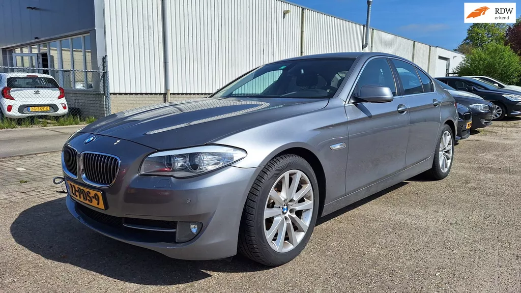 BMW 5-serie 523i Executive (distributieriem geknapt)