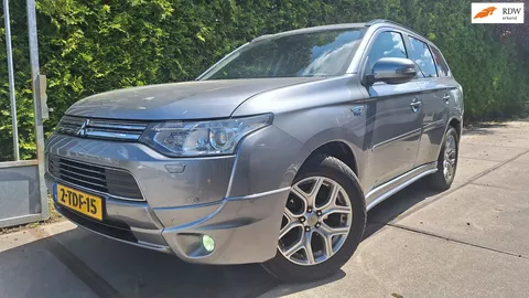 Mitsubishi Outlander 2.0 Instyle 4WD