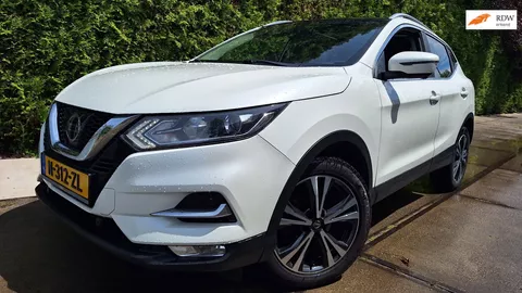 Nissan Qashqai 1.2 Tekna ( automaat niet 100%)