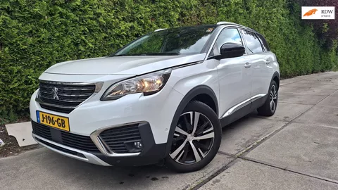 Peugeot 5008 1.2 PureTech Blue Lease Executive