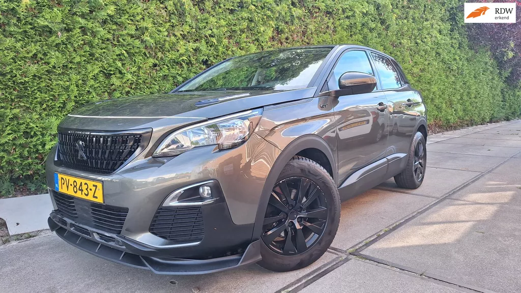 Peugeot 3008 1.2 PureTech Blue Lease Executive