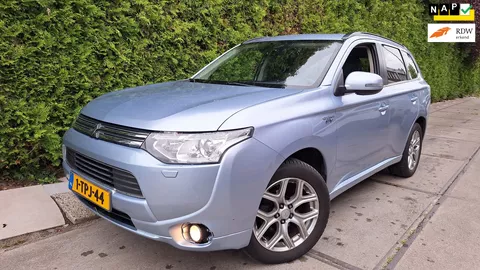 Mitsubishi Outlander 2.0 PHEV instyle+