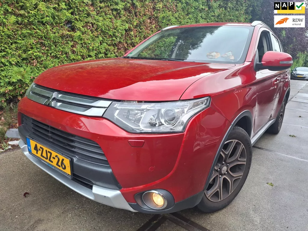 Mitsubishi Outlander 2.2 DI-D Instyle 4WD