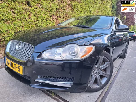 Jaguar XF 3.0D V6 Luxury