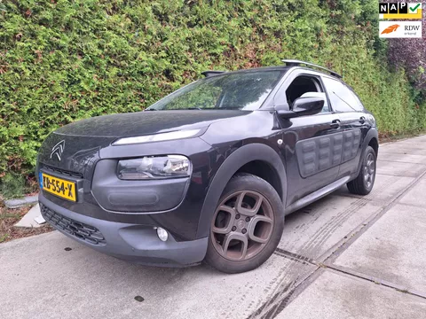 Citroen C4 Cactus 1.2 PureTech Shine (1 cilinder defect)