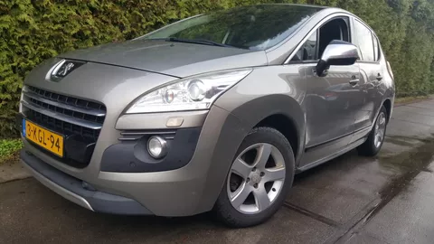 Peugeot 3008 2.0 HDiF HYbrid4 Blue Lease