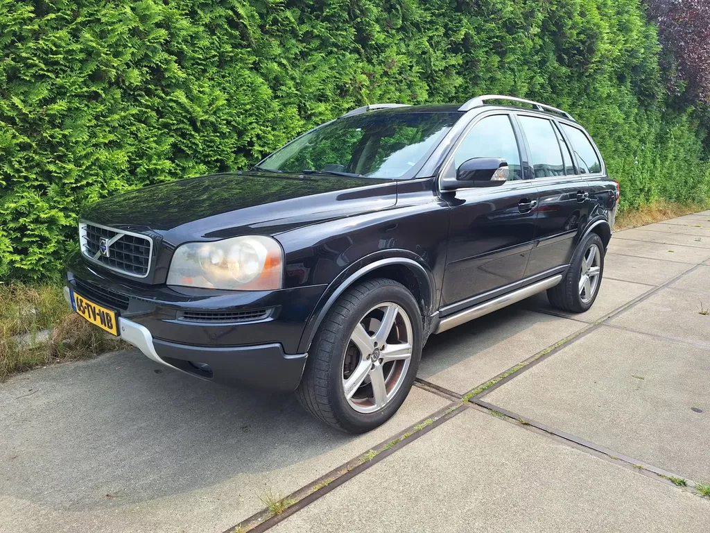 Volvo XC90 2.4 D5 Sport