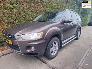 Mitsubishi Outlander 2.2 DI-D Edition Two TC-SST