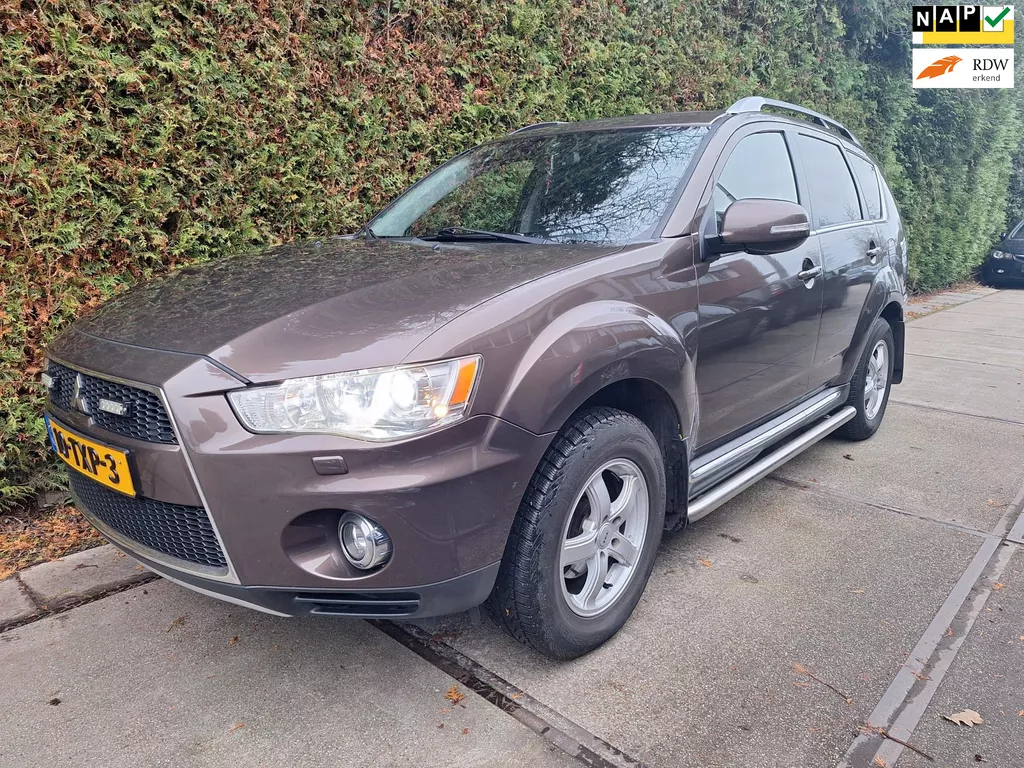 Mitsubishi Outlander 2.2 DI-D Edition Two TC-SST