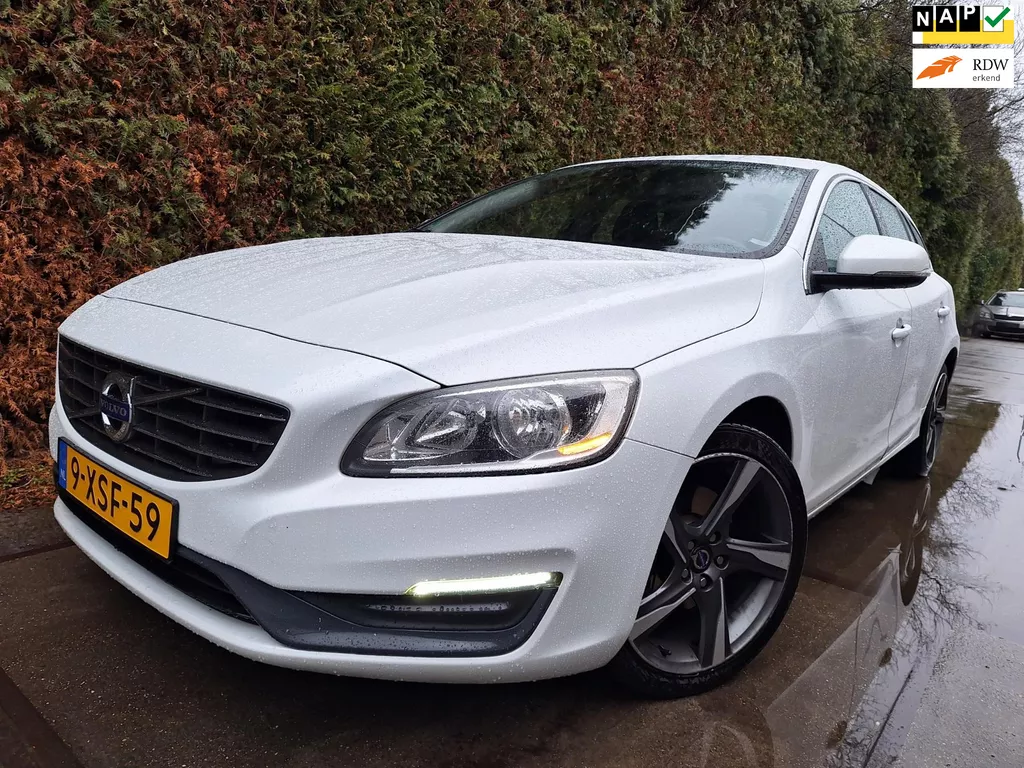 Volvo V60 2.0 D4 Momentum