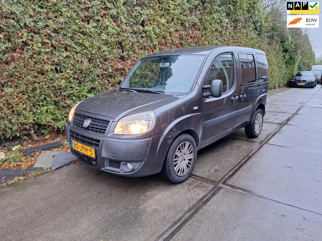 Fiat Dobl&ograve; 1.4 Family