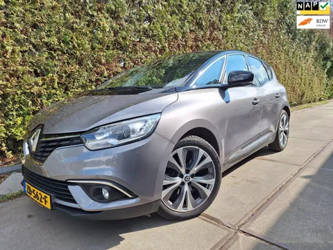 Renault Sc&eacute;nic 1.3 TCe Intens