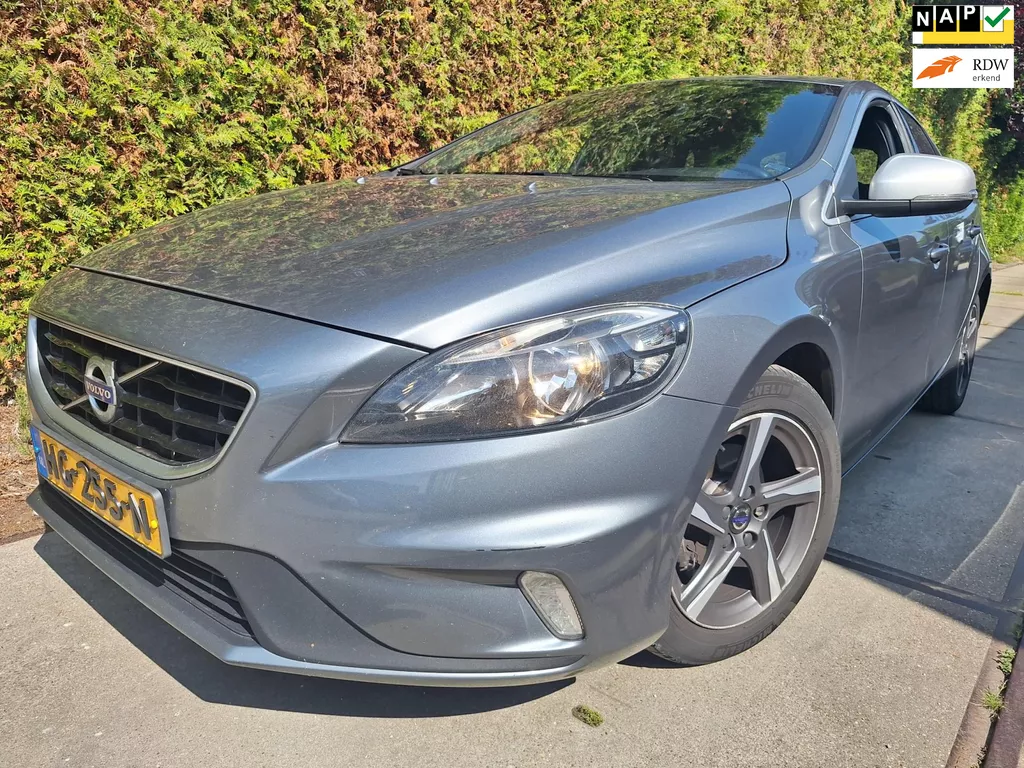 Volvo V40 2.0 D2 R-Design Business