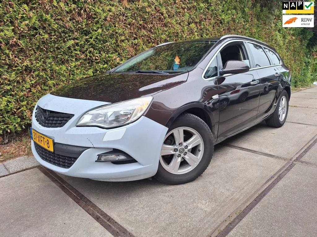 Opel Astra Sports Tourer 1.4 Turbo Cosmo
