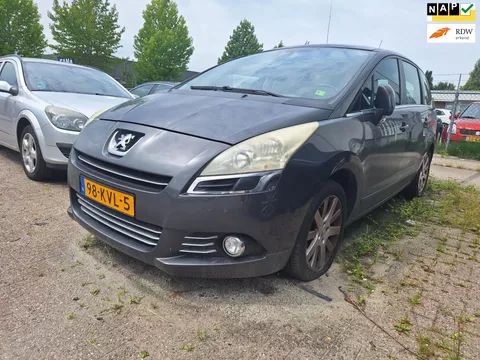 Peugeot 5008 1.6 THP ST Premiere 7p. (motor defect)